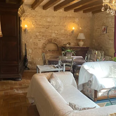 펜션 Maison Perigourdine De Charme Dans La Campagne Proche De Bergerac *