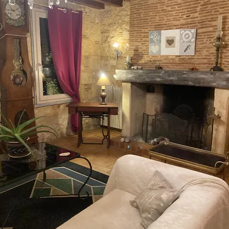 Maison Perigourdine De Charme Dans La Campagne Proche De Bergerac *